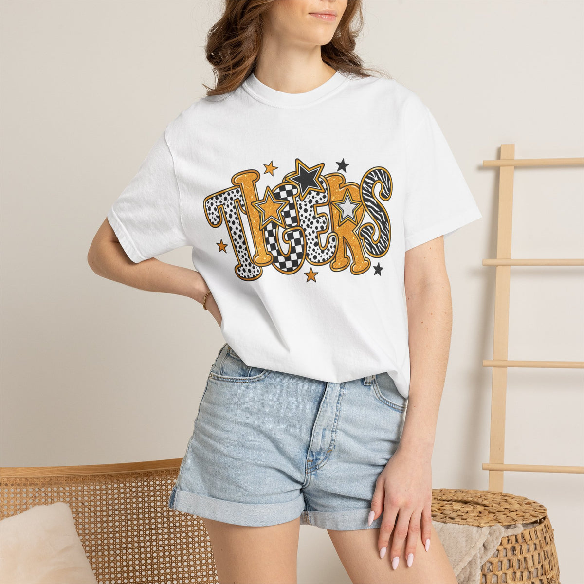 T-Shirt — 'Tigers' Retro Leopard Print Graphic Tee