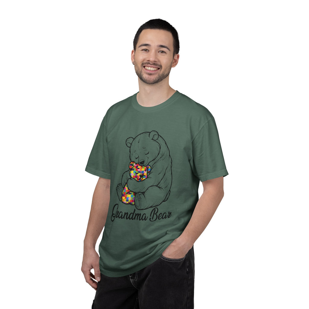 Grandma Bear T-Shirt – Cute Bear Hug Design with Colorful Teddy