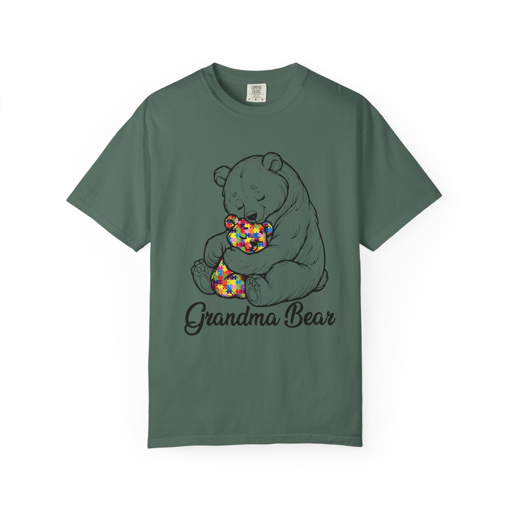 Grandma Bear T-Shirt – Cute Bear Hug Design with Colorful Teddy