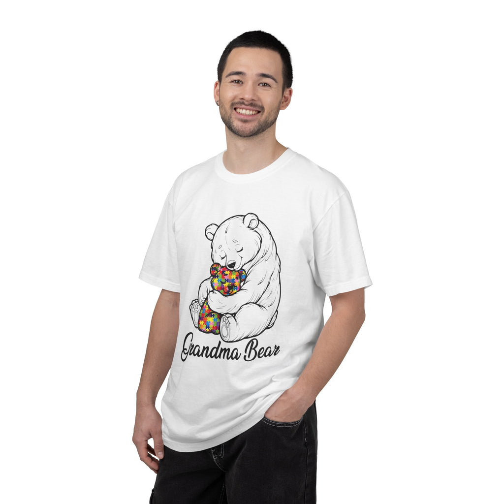 Grandma Bear T-Shirt – Cute Bear Hug Design with Colorful Teddy