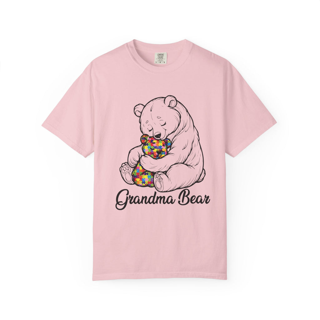 Grandma Bear T-Shirt – Cute Bear Hug Design with Colorful Teddy