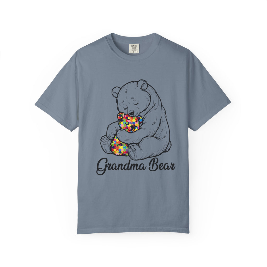 Grandma Bear T-Shirt – Cute Bear Hug Design with Colorful Teddy