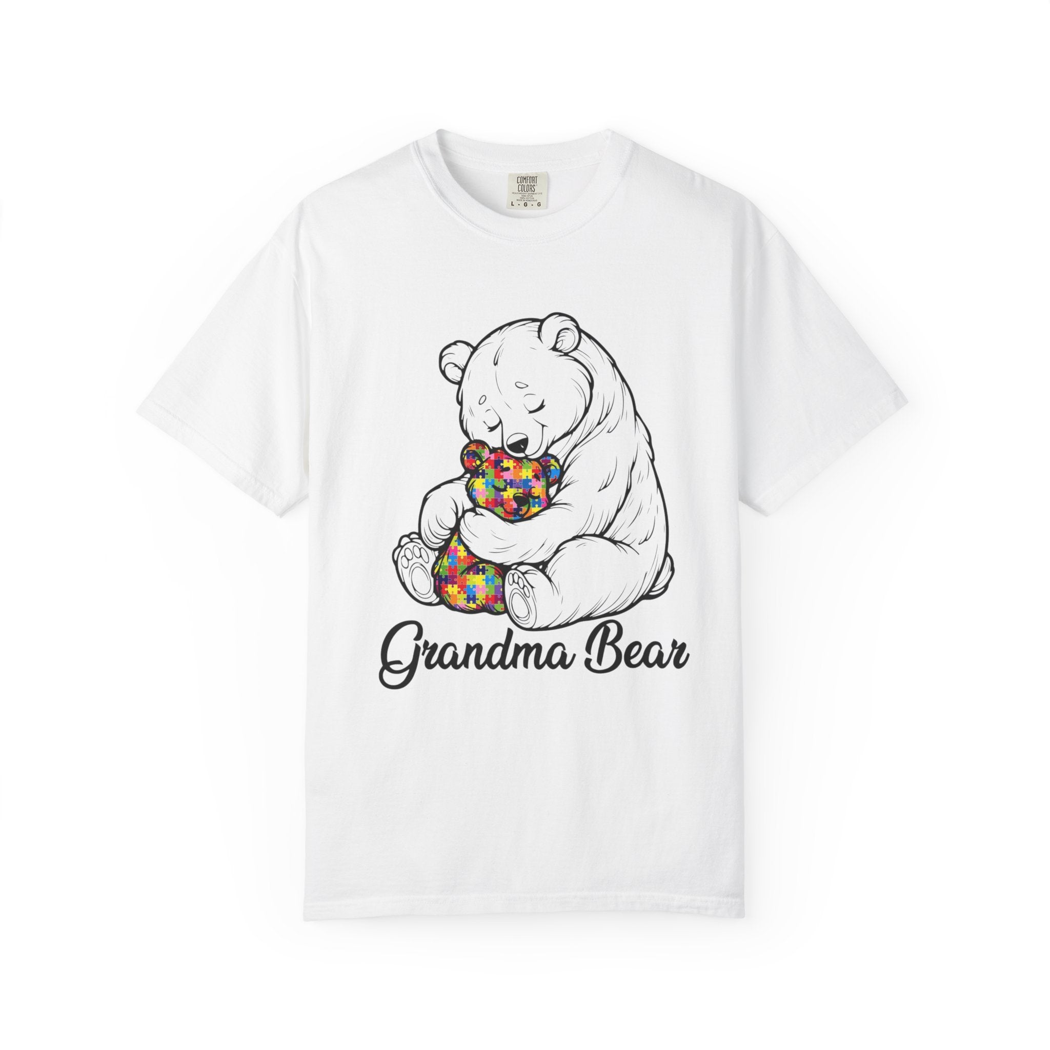 Grandma Bear T-Shirt – Cute Bear Hug Design with Colorful Teddy