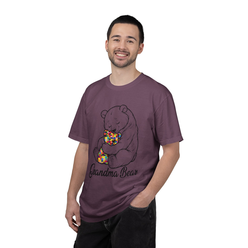 Grandma Bear T-Shirt – Cute Bear Hug Design with Colorful Teddy
