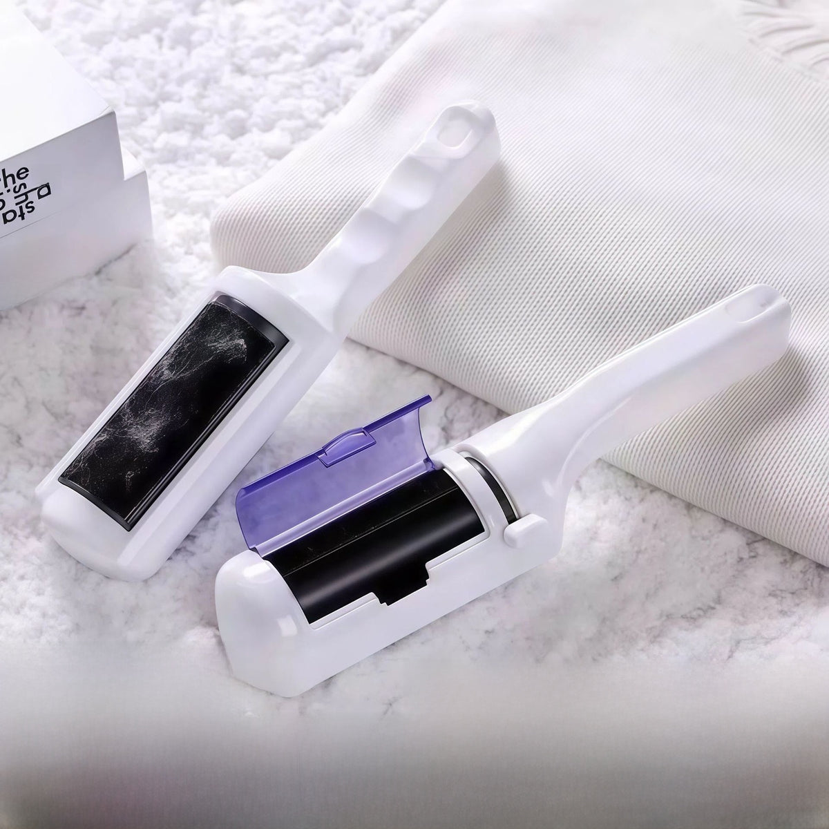 Electrostatic Fabric Lint Remover Brush